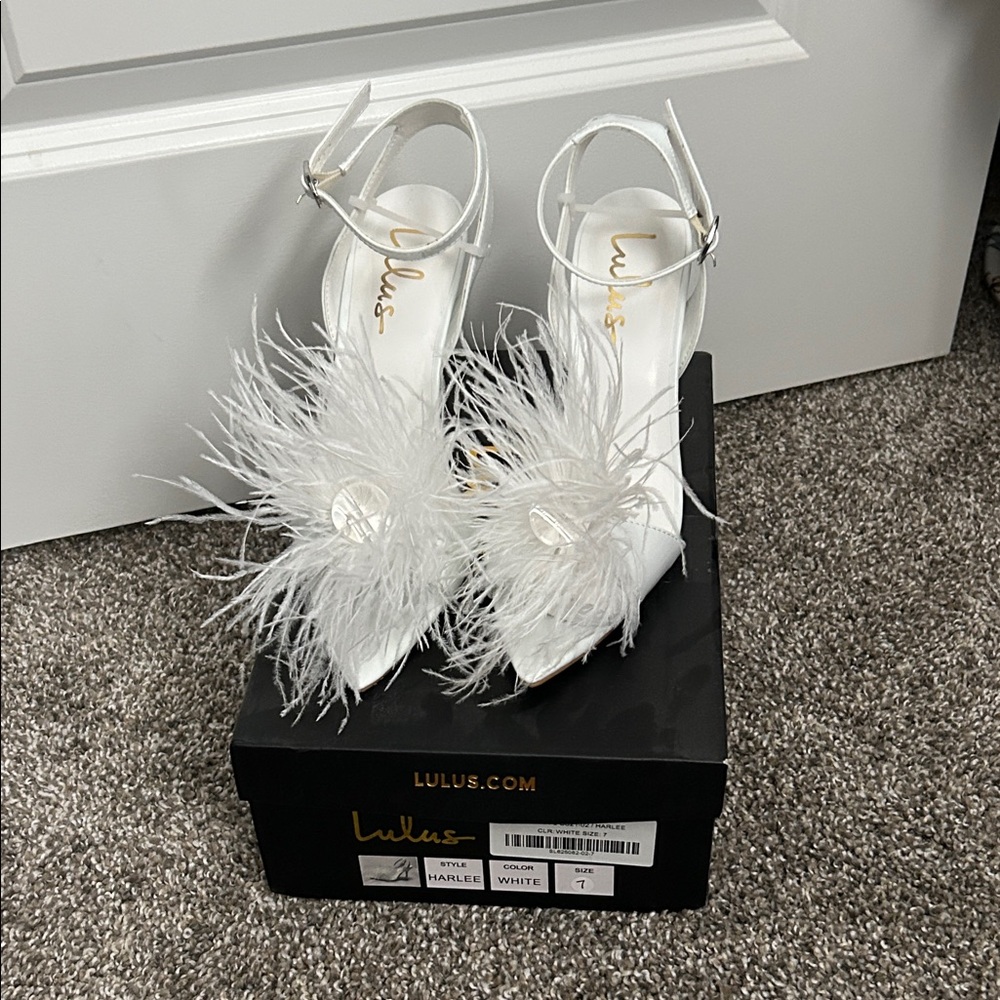 Lulu's Elegant White Feathered Heels